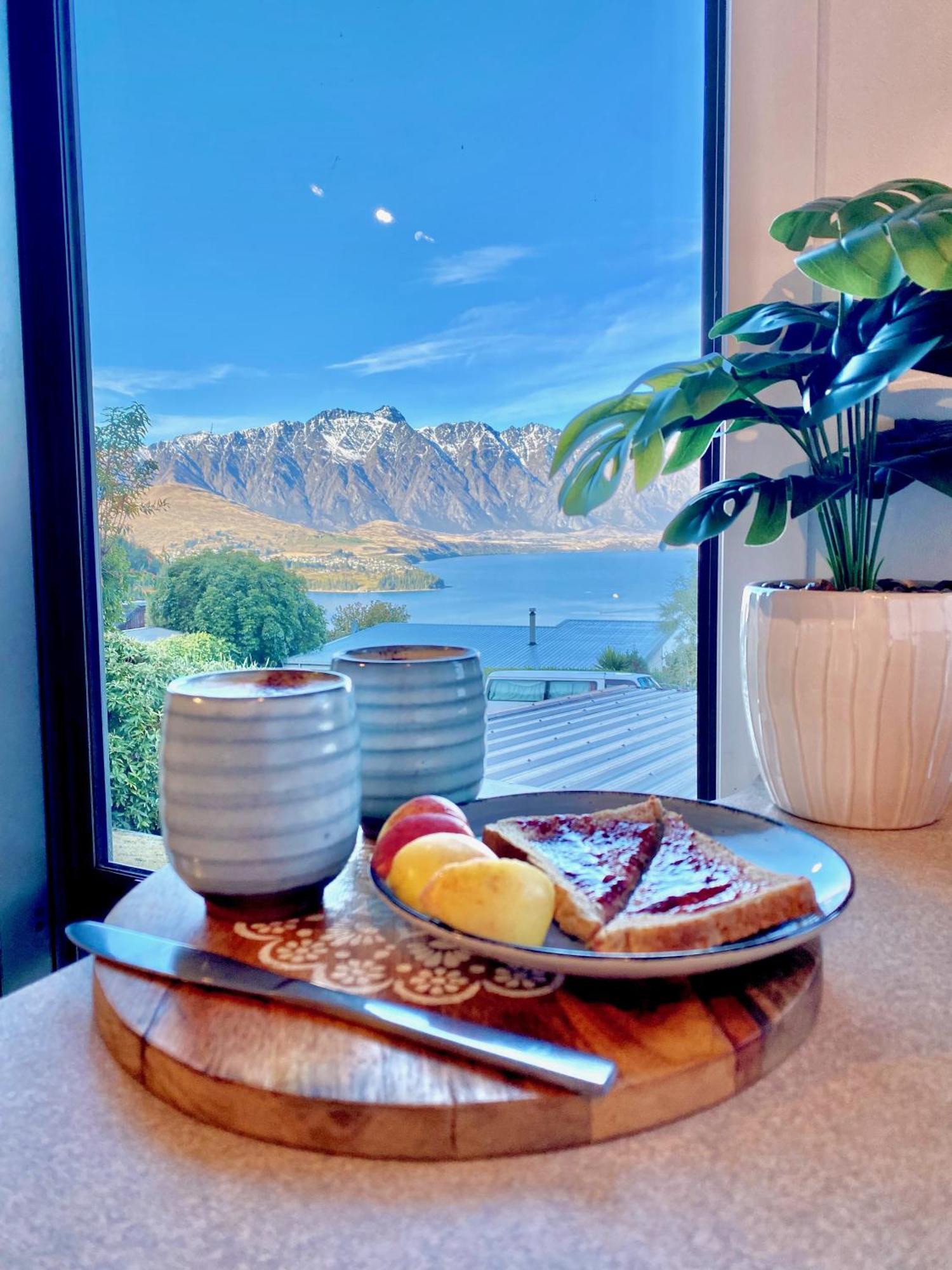 Comfortable Mountain View Studio Queenstown Bagian luar foto