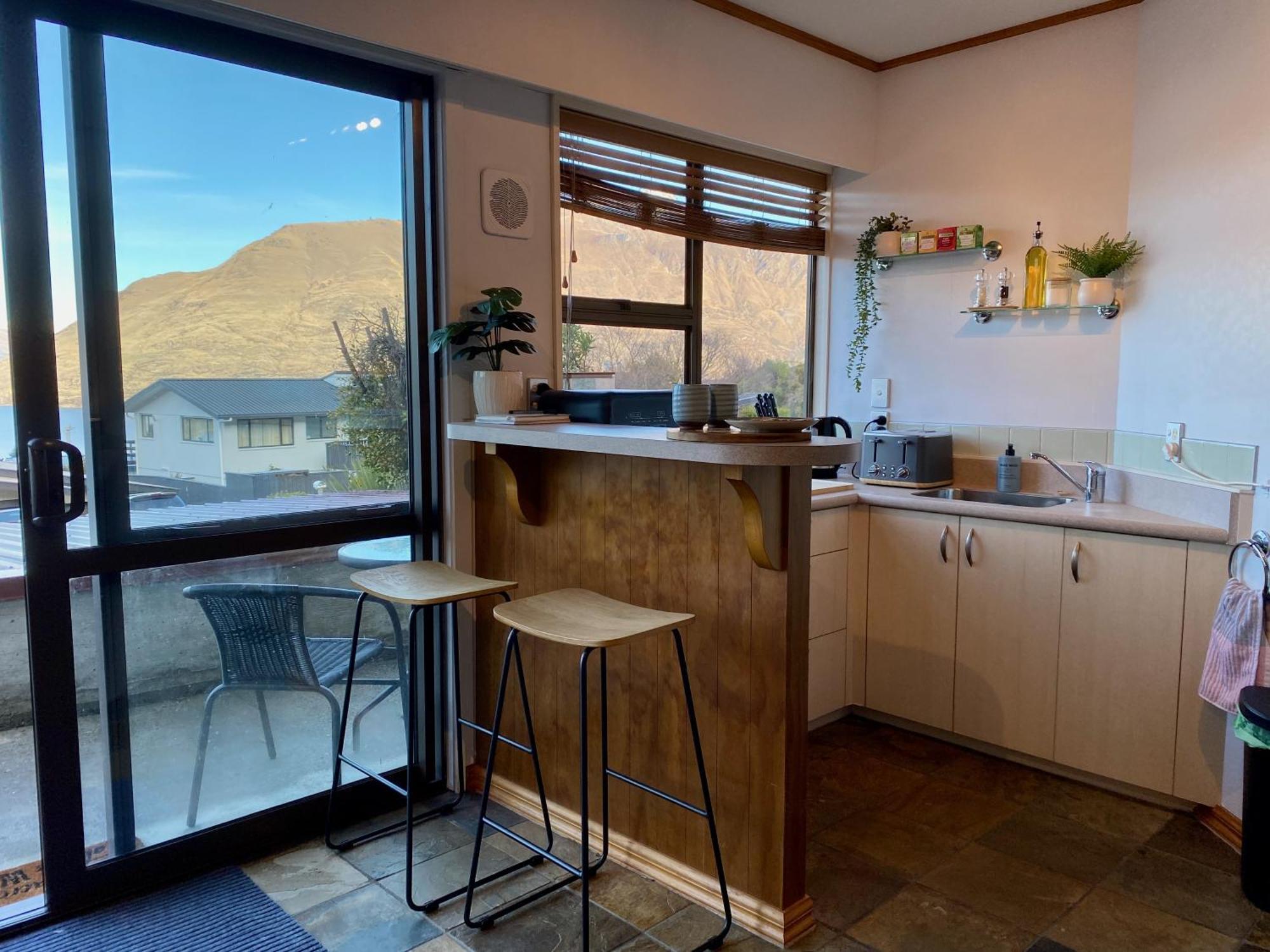 Comfortable Mountain View Studio Queenstown Bagian luar foto